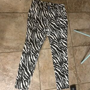 Plus size 18w Zebra print Jeans!